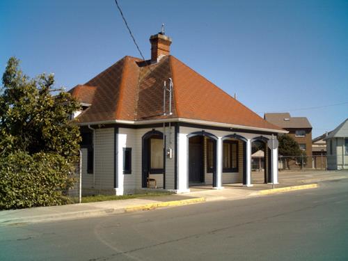 455 Head Street, Work Point Guard House 
