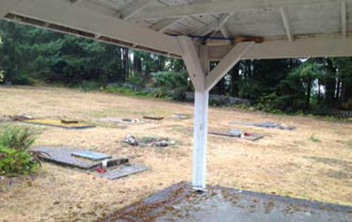 Cumberland Chinese Cemetery, view from gazebo, 2015