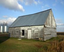 Primary elevations, from the southwest, of the Hamm House, Neubergthal, 2005; Historic Resources Branch, Manitoba Culture, Heritage & Tourism, 2005