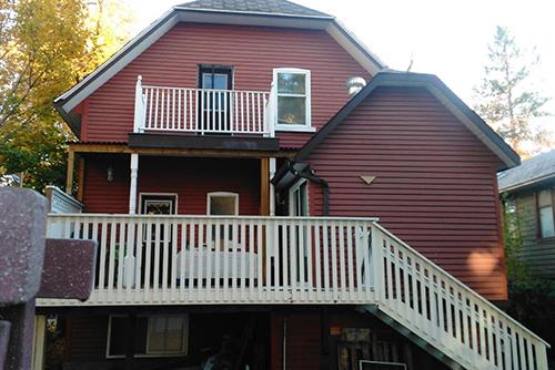 Exterior rear view, 2017