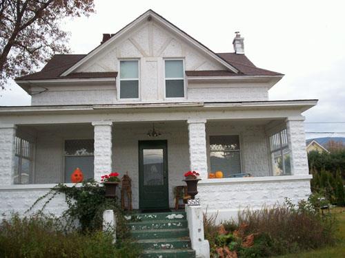 Exterior front view, 2007