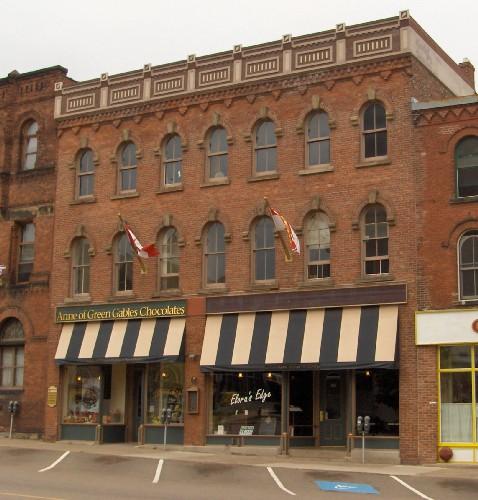 100-102 Queen Street