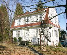 Exterior view of the Humphreys Residence; City of North Vancouver, 2005