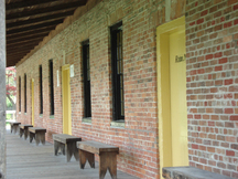General view of barracks at Fort Malden NHSC showing the main facade.; Parks Canada Agency / Agence Parcs Canada.