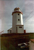 View of the Green Island Lighthouse, 1989.; Canadian Coast Guard / Garde côtière canadienne, 1989.