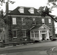 Main façade of the Admiralty House,a Classified Federal Heritage Building.; Canadian Armed Forces | Forces armées canadiennes , CFB / BFC Halifax, 1983.