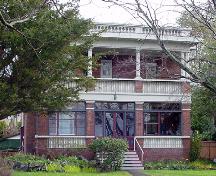 Exterior view of 138 Dallas Road; Victoria Heritage Foundation, Derek Trachsel, 2005.