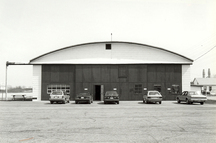 Vue générale du hangar 12, 1987.; Department of National Defence / ministère de la Défense nationale, 1987.