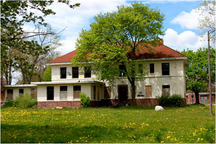 General view of the infirmary.; Parks Canada | Parcs Canada, Jennifer Cousineau.