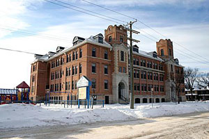 Earl Grey School, Historic Resources Branch, Manitoba Culture, Heritage and Tourism / École Earl Grey, Direction des resources historiques du gouvernement de Manitoba